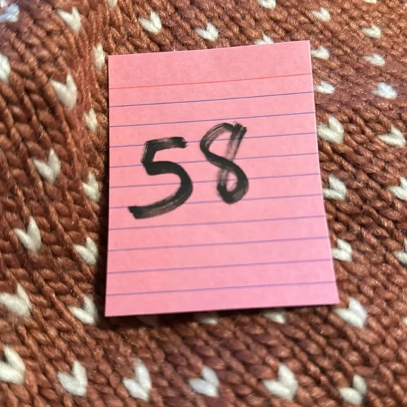 LC Lauren Conrad Withered Rose Heart Mittens - Picture 4 of 4